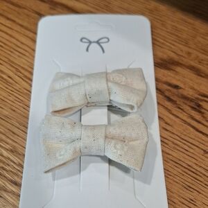 Cream Bow Hair Clips
